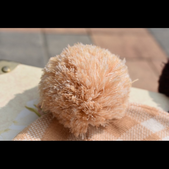 READ DESCRIPTION CAREFULLY ❄️ Coach Plaid POM Hats ❄️ - Picture 12 of 12